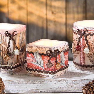 Candles with three-dimensional decoration