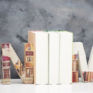 Casting bookends with letters