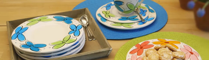 Porzellan-Pinselstift von edding Kaffee-Service Geschirr mit dem Porzellan-Pinselstift von edding bemalen