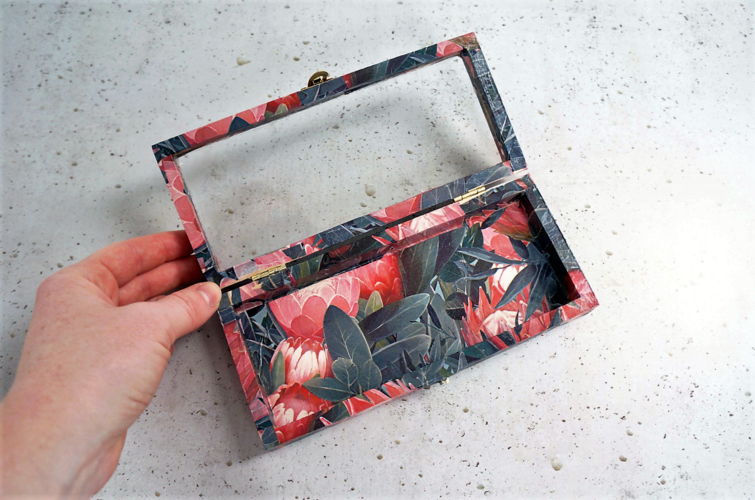 Geschenkschachtel: von außen bekleben Decopatch Anleitung - Grundanleitung